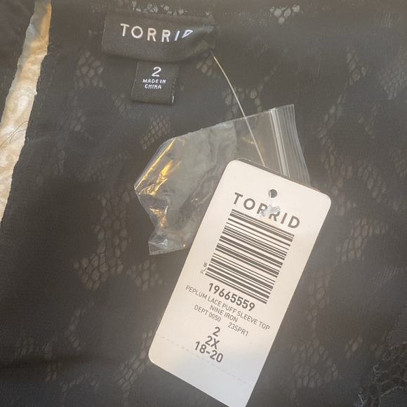 Torrid blouse - Picture 9 of 10
